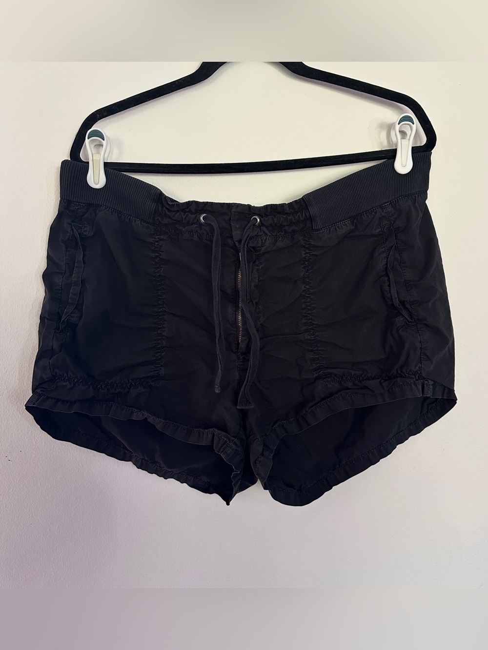 Women's Black Pull-On Cargo Style Shorts